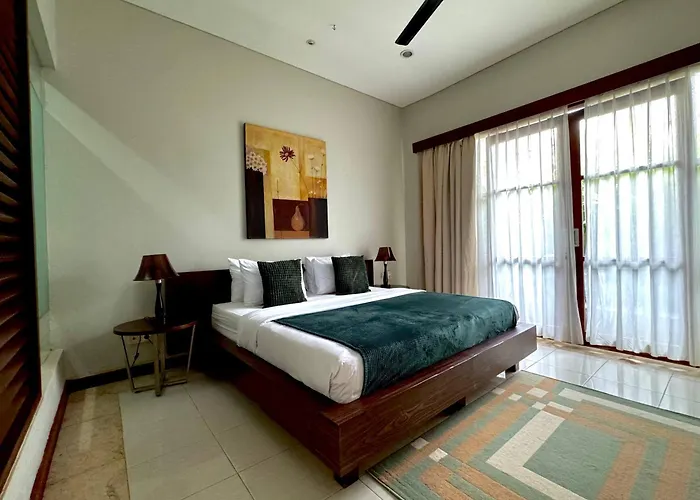 Jalina Private In Villa *